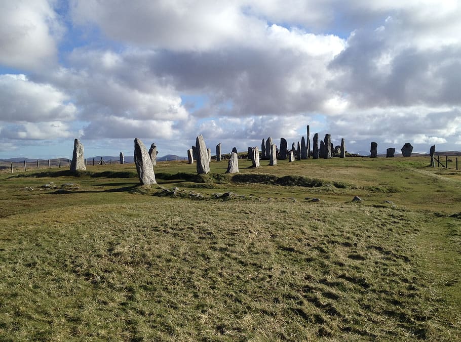 isle of lewis, callanish, standing stones, scotland, hebrides, uk, highlands, celtic, green, history