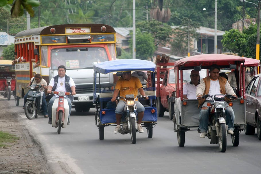 Lalu Lintas, Avenue, Iquitos, Peru, Abelardo Quiñonez Avenue, sepeda, mobil, foto, domain publik, transportasi