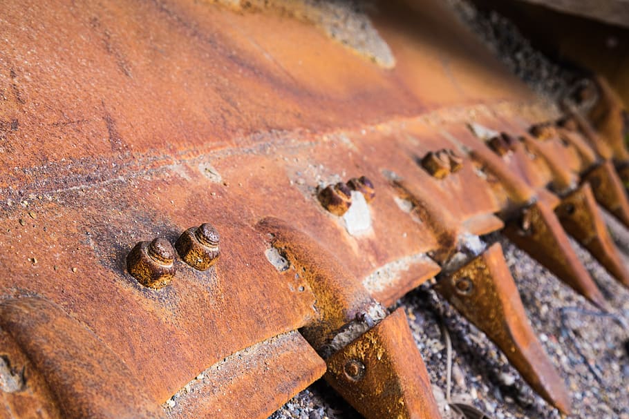 bulldozer, mechanical shovel, oxide, rusty, close-up, metal, day, weathered, brown, wood - material