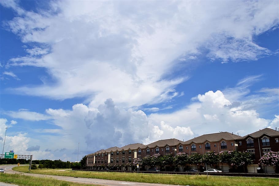 townhouses, houston texas, homes, skyline, clouds, residential, real-estate, contemporary, architecture, houston