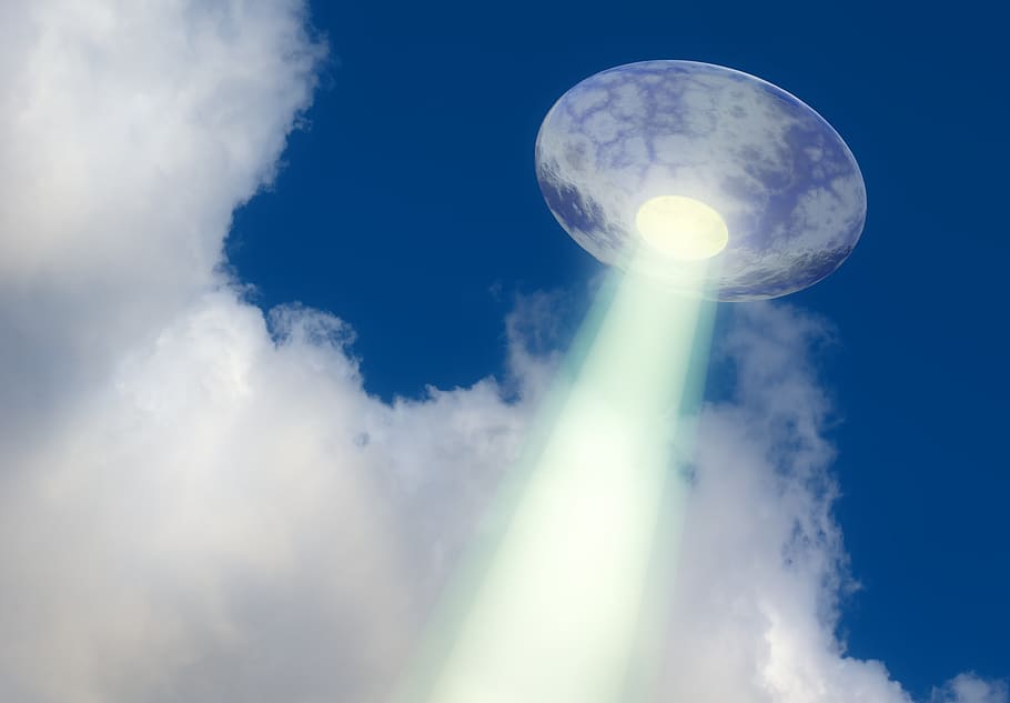 ufo, saucer, flying, light, sky, background, beam, space, ray, alien