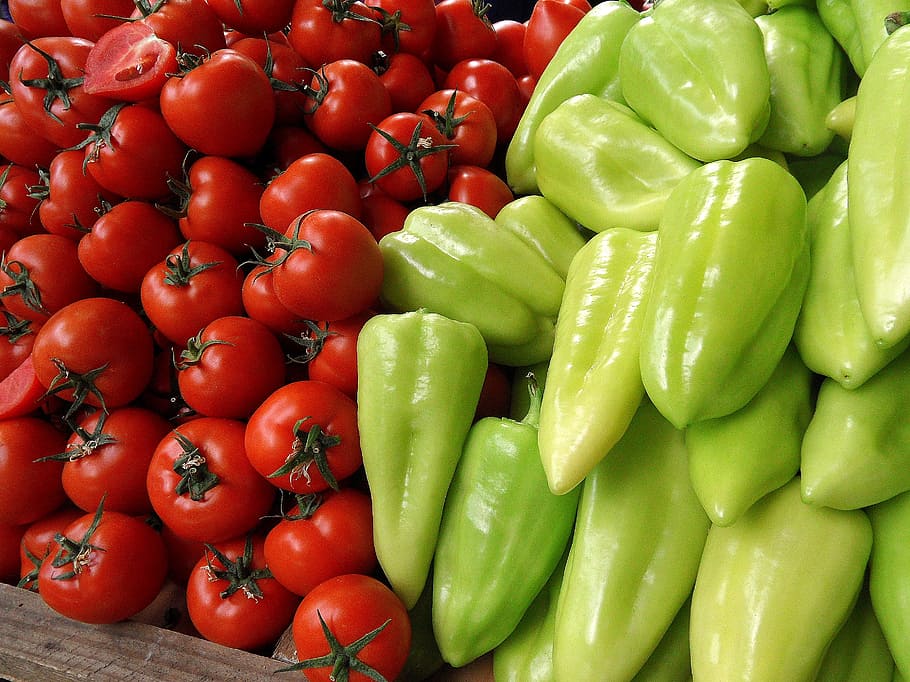 bunch, bell pepper, tomatoes, peppers, vegetables, food, market, plants, green, red