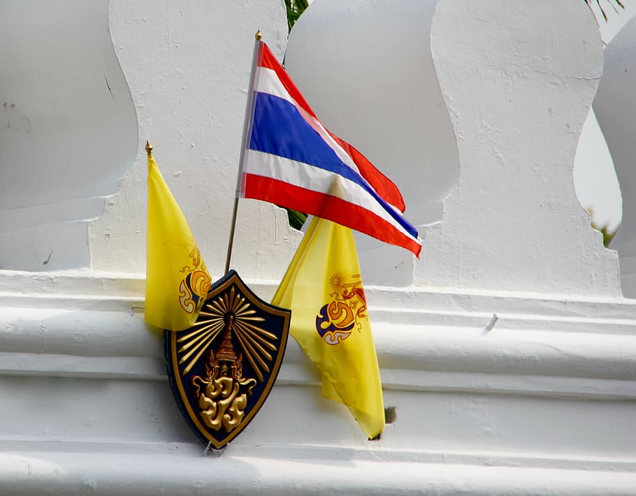 thailand, flag, coat of arms, temple, building, palace, buddhism, asia, royal palace, bangkok - Pxfuel