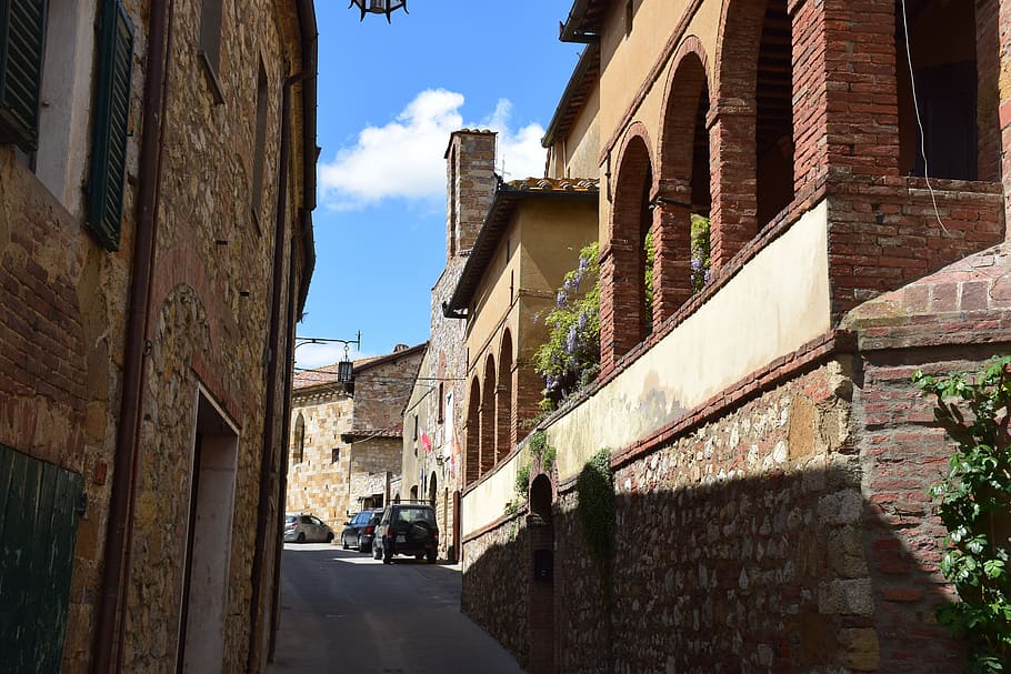 cortona, tuscany, italy, building exterior, architecture, built structure, building, city, day, sky
