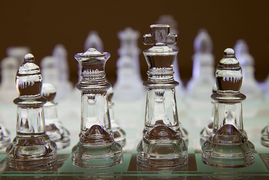 selective, focus photography, glass chess board, chess, chess game, chess pieces, king, lady, runners, play