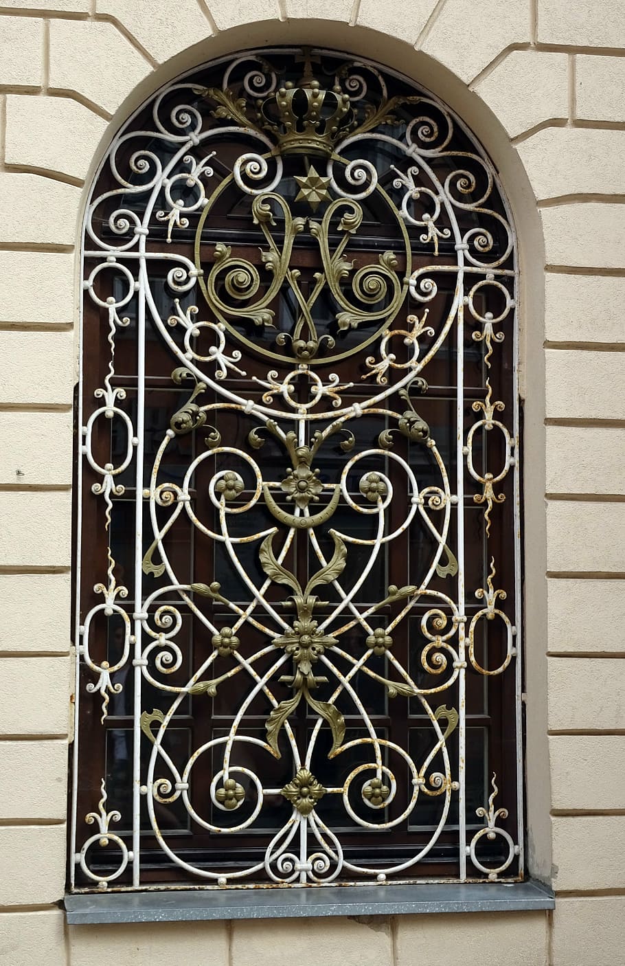 window, old, europe, vilnius, lithuania, metal, brick, decorative, grilles, baltic