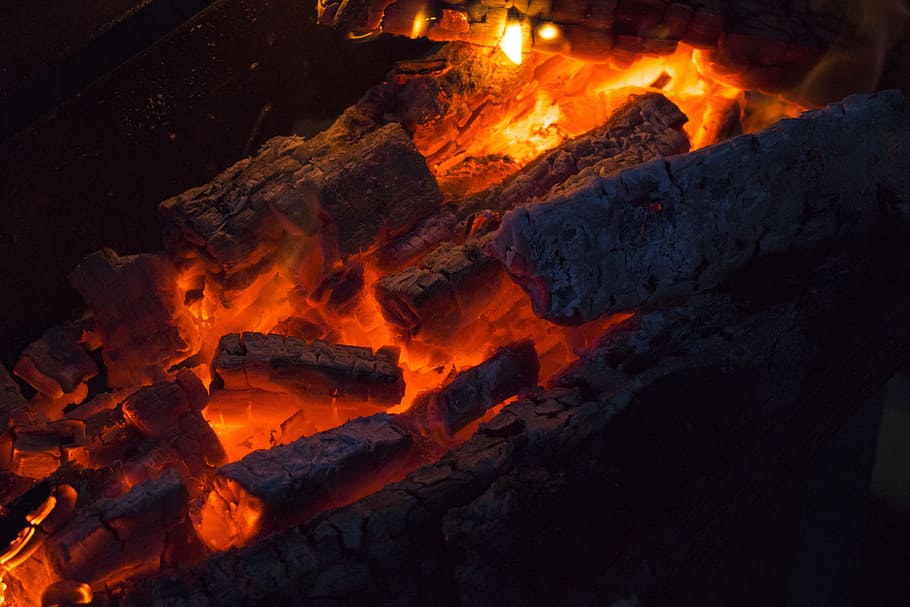 fuego, carbones, caliente, rojo, resplandor, brillante, quemar, madera, llama, chispas