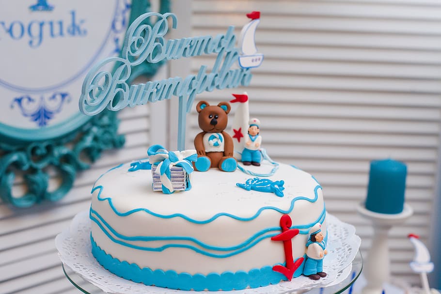 white, blue, bear-themed cake, inside, room, cake, sweet, cupcake, day of birth, holiday