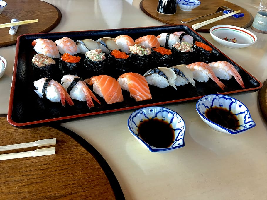 sushi, makanan, jepang, makanan laut, gourmet, makan, restoran, makan malam, maki Sushi, makanan jepang