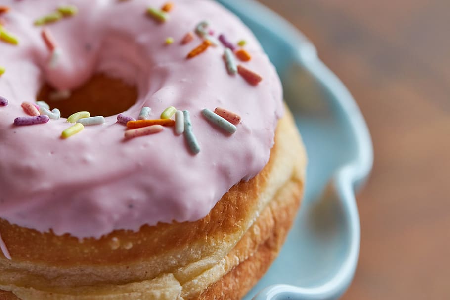 donut, sprinkles, cake, close up, frosted, glazed, bakery, breakfast, food, dessert