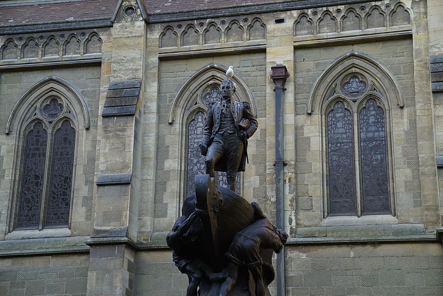 captain flinder statute, angry birds, saint paul's cathedral, melbourne city, pigeon, historic, architecture, landmark, urban, monument