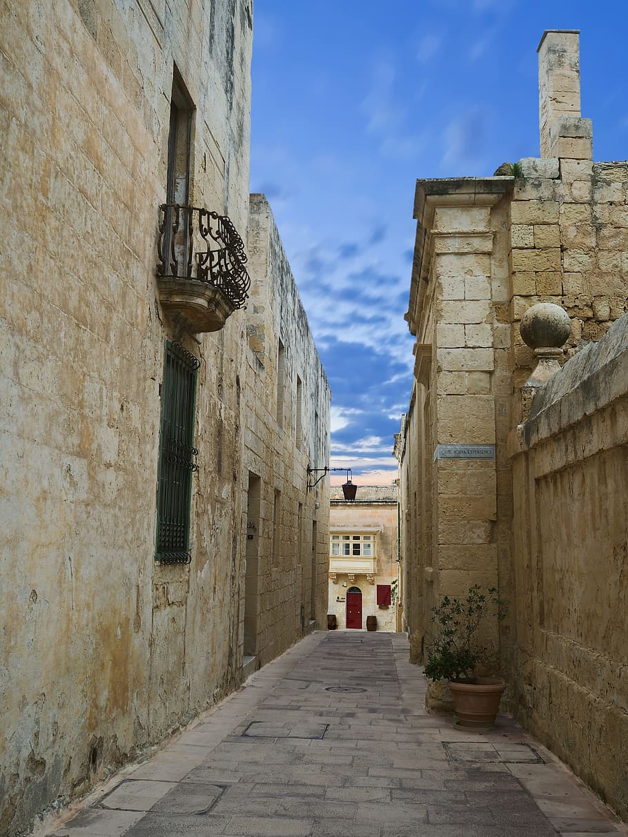 mdina, alley, medina, malta, valletta, maltese islands, heritage, unesco, tourism, tourist