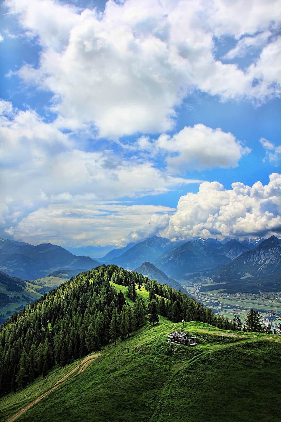 green, field, blue, sky, daytime, mountain world, landscape, mountains, alm, alpine hut
