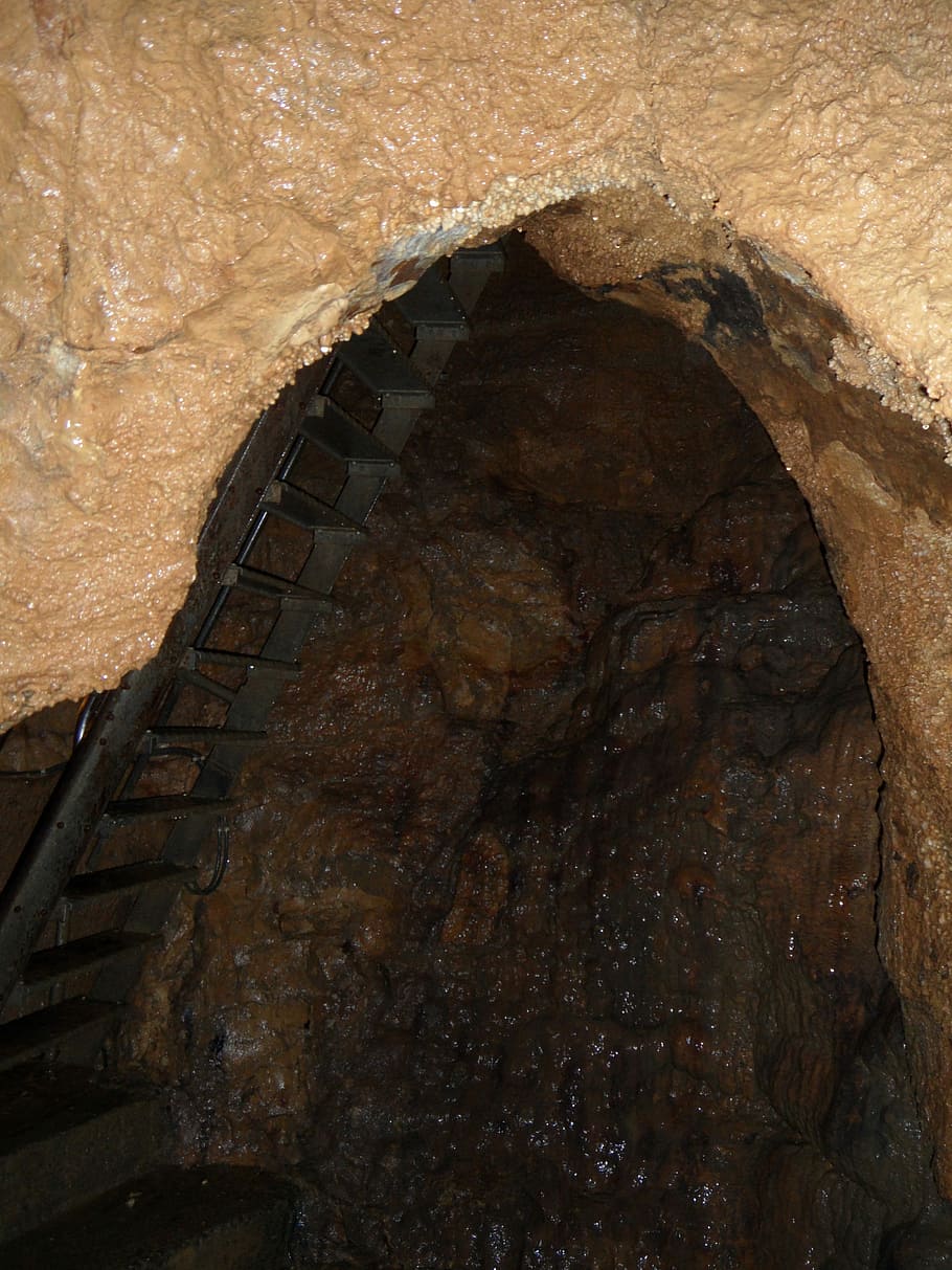 cueva, vertical, cueva vertical, Laichingen, cueva vertical de laichingen, escaleras, subida, alba suabia, arquitectura, material de piedra