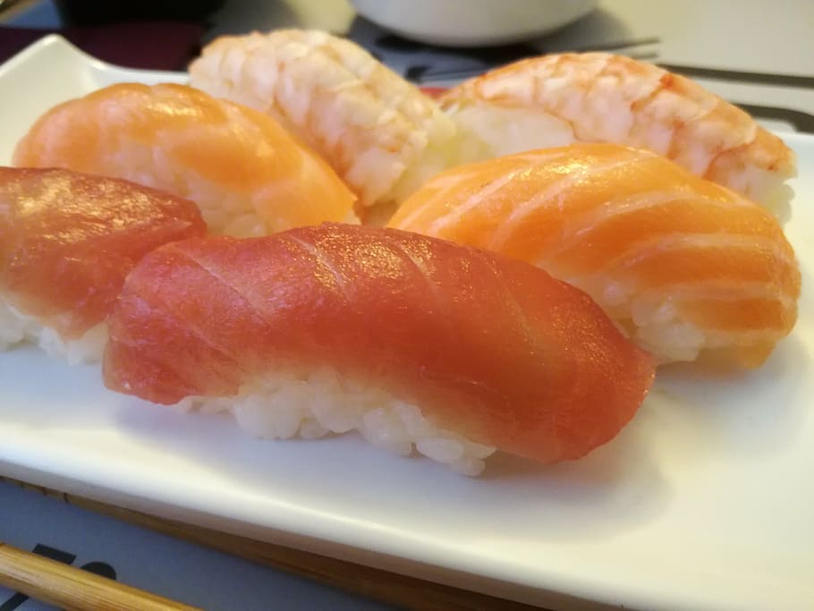 nigiri, sushi, salmon, tuna, shrimp, kitchen, rice, gastronomy, fish, dinner