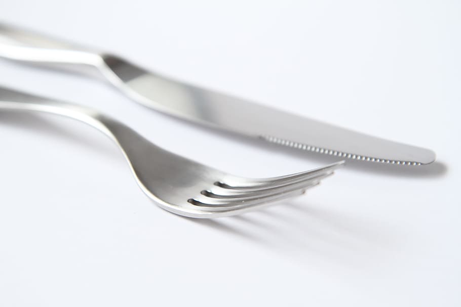 gray, stainless, steel fork, bread knife, fork, knife, silverware, table knife, dinner, food
