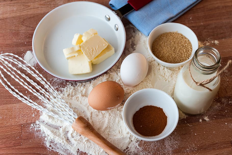 white, ceramic, plate, bowls, food, dessert, cake, eggs, butter, cocoa | Pxfuel