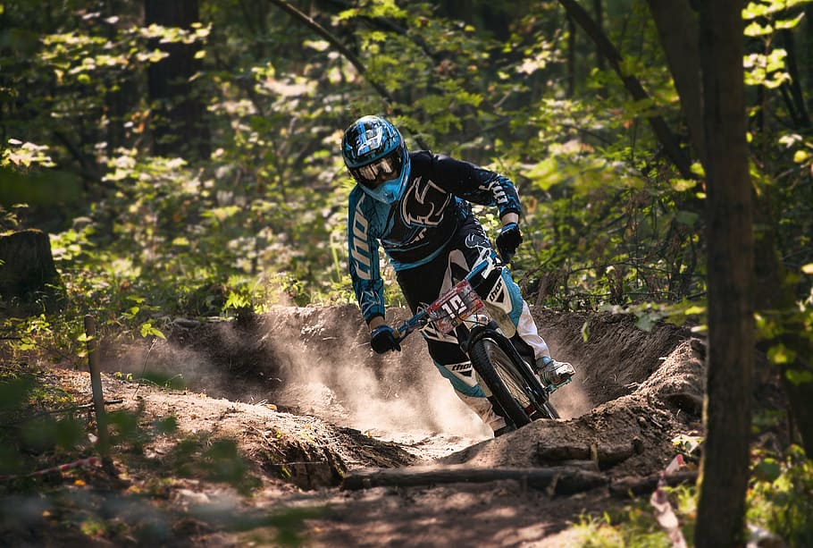 person, riding, bicycle, outdoor, sports, downhill, cycling, competition, extreme, forest