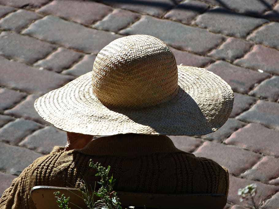tomar el sol, mujeres, anciana, paz, calidez, soledad, descanso, soleado, sombrero, mediterráneo
