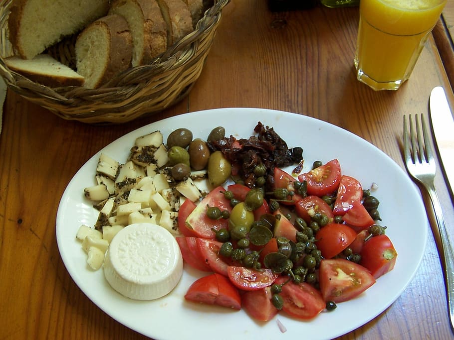 Ensalada, Almuerzo, Cena, Comida, saludable, mediterránea, alcaparras, tomates, comida fresca y saludable, alimentación saludable
