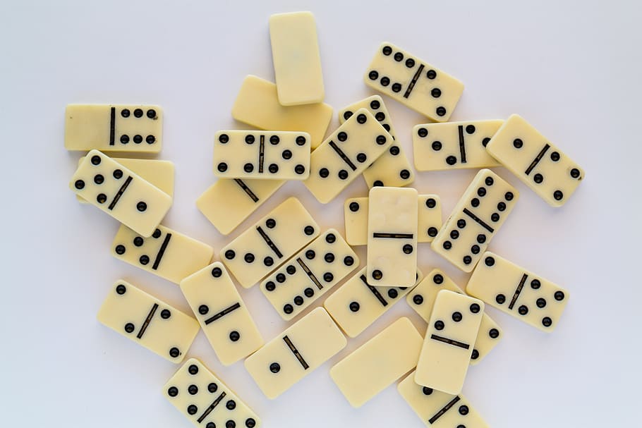 dominoes, game, play, board game, domino, strategy, black, white, tile, children