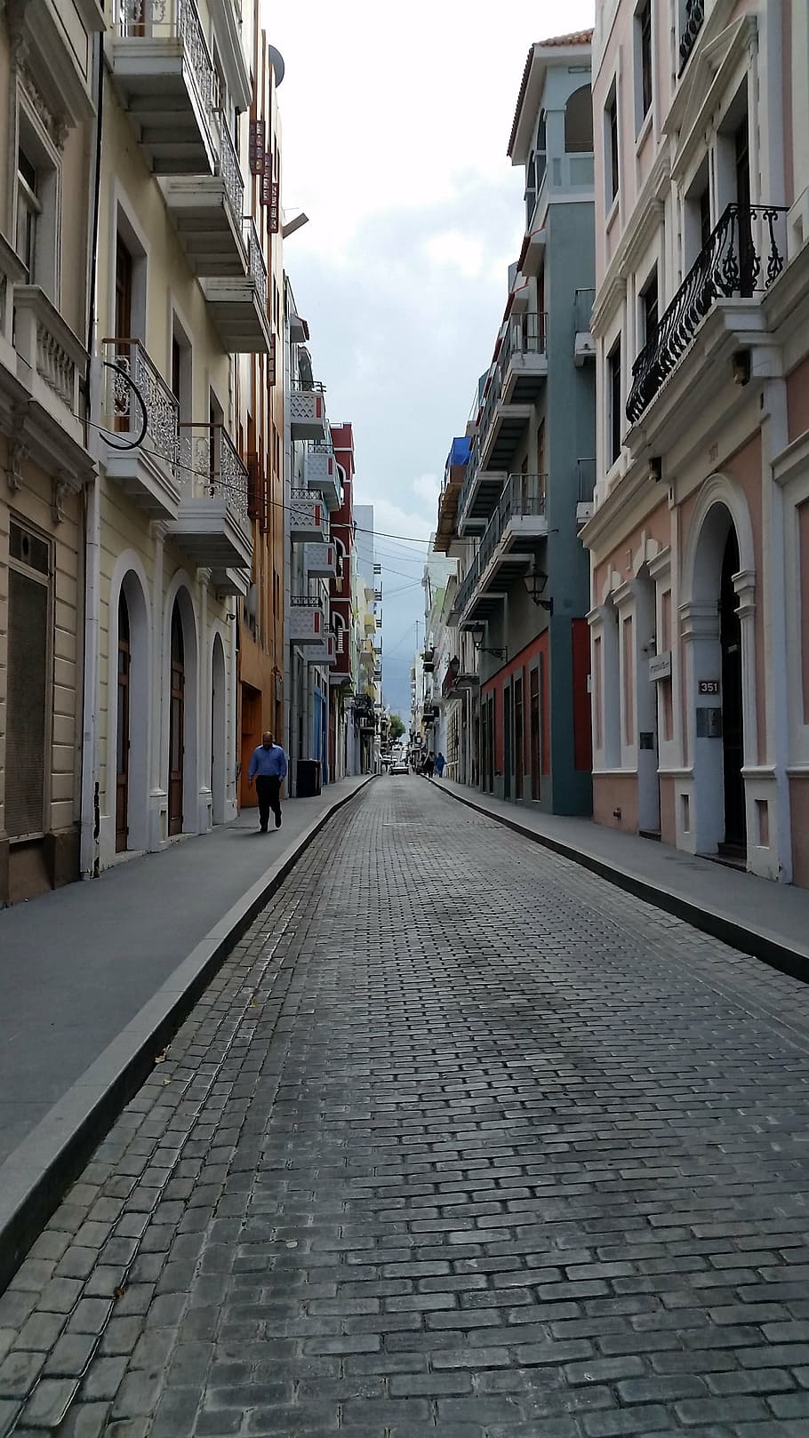 石畳, 建築, 通り, プエルトリコ, サンフアン, 建物の外観, 構築された構造, 進むべき道, 方向, 都市