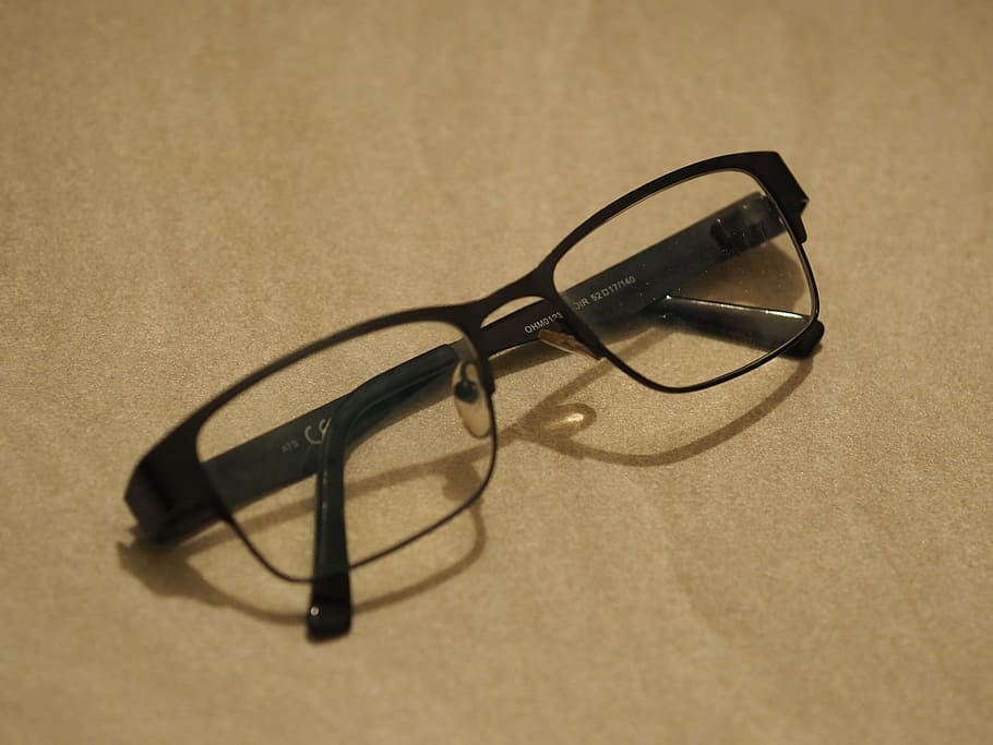 sunglasses, black, grey, eyeglasses, glasses, eyewear, glass - material, shadow, transparent, indoors