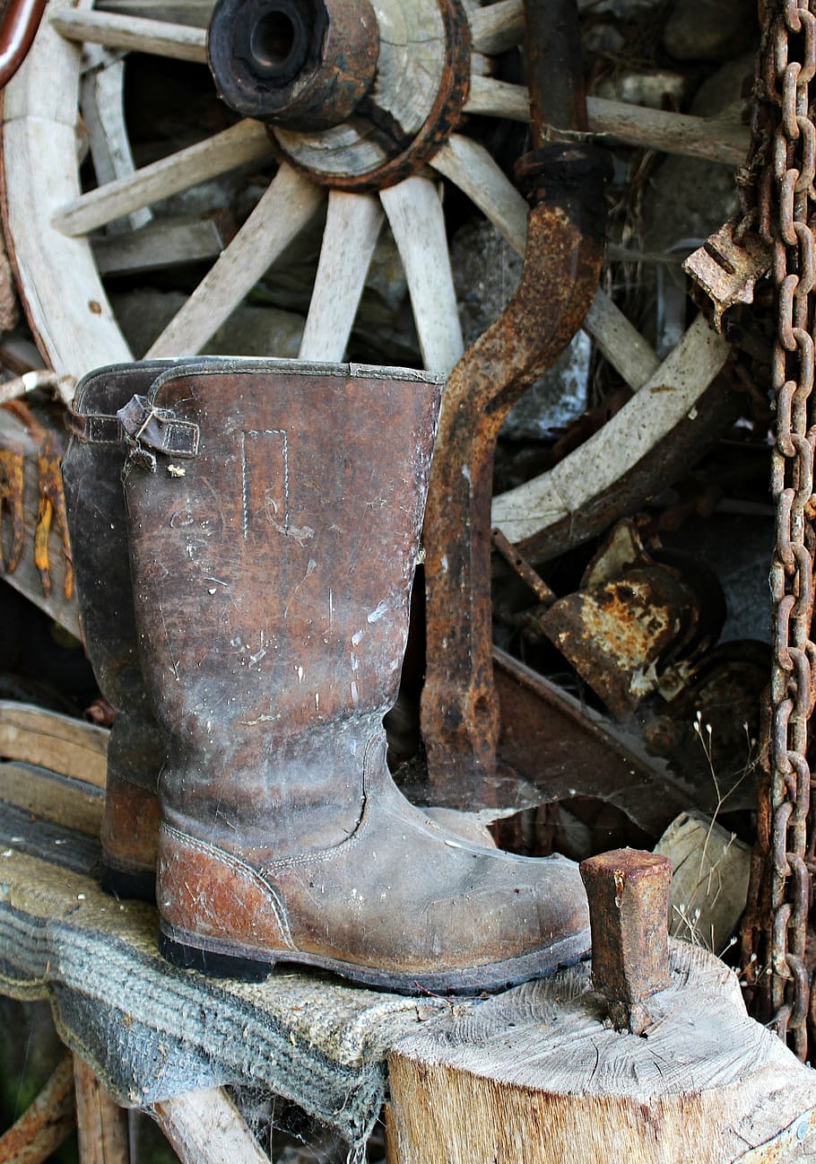 pair, brown, leather boots, carriage wheel, work, boots, still life, wagon wheel, rural, rustic
