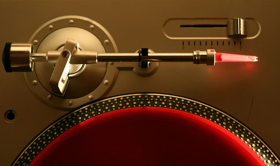 gray, vinyl player close-up photography, dj, turntable, needle, vinyl, arm, system, motherboard, scale