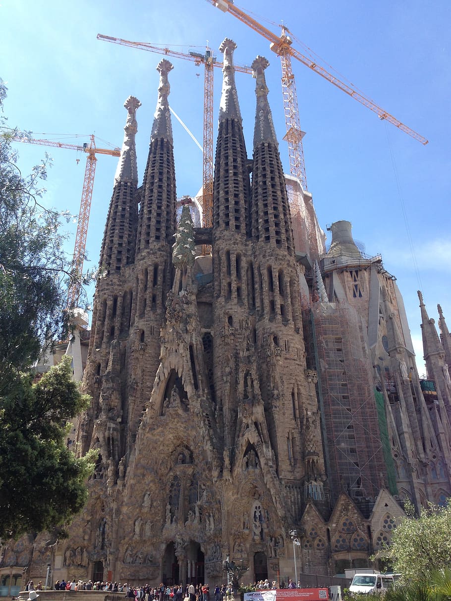 la sagrada familia, gaudí, catedral, cúpula, iglesia, barcelona, ​​cataluña, arquitectura, españa, estilo