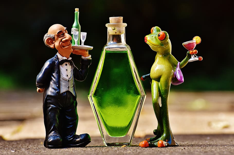 waiter, frog, chick, beverages, bottle, alcohol, figures, drink, benefit from, cute