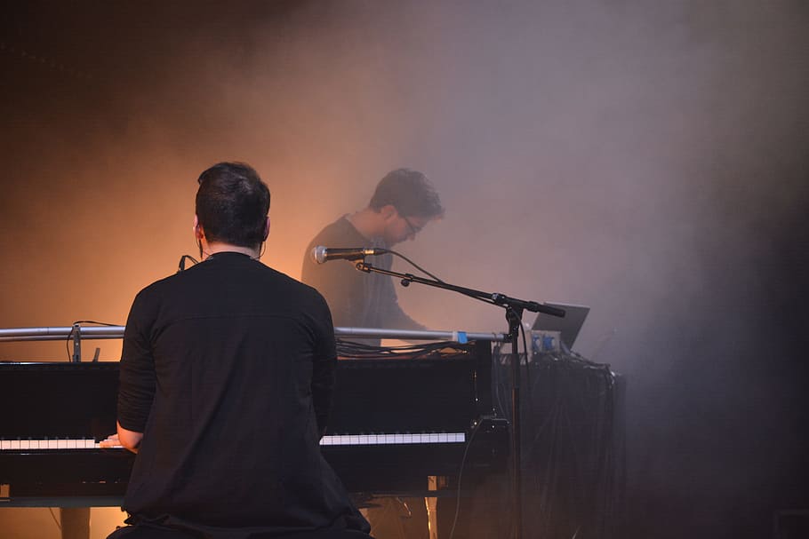 Concert, Kampnagel, Grand, Brothers, Fog, grand brothers, john cage, music, musician, rear view