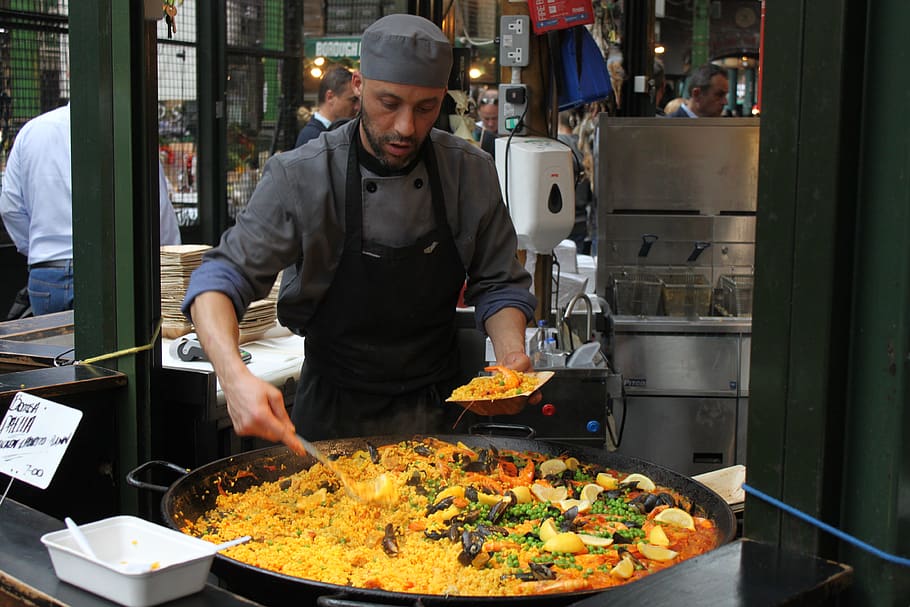 market, london, paella, offer, selection, occupation, food and drink, real people, food, front view