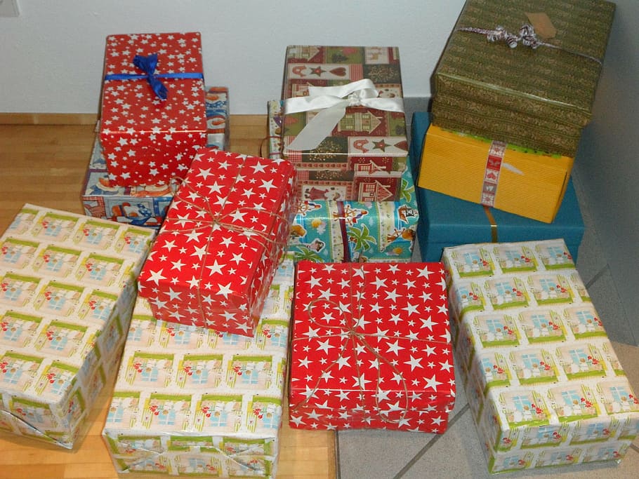 dibuat, hadiah, natal, natal dalam kotak sepatu, dikemas, kertas kado, memberi, kejutan, kemasan, memberikan