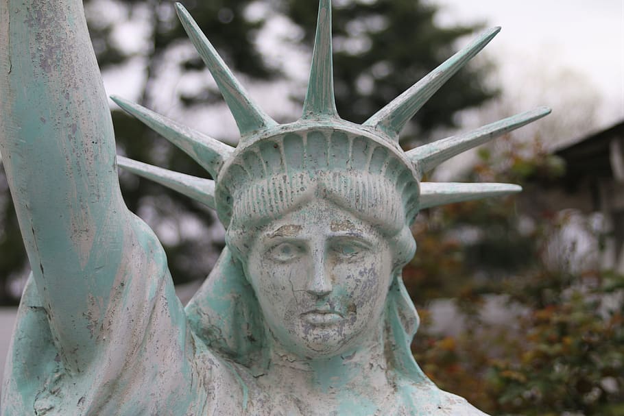 art, sculpture, statue, liberty, statue of liberty, history, monument, historic, close-up, focus on foreground