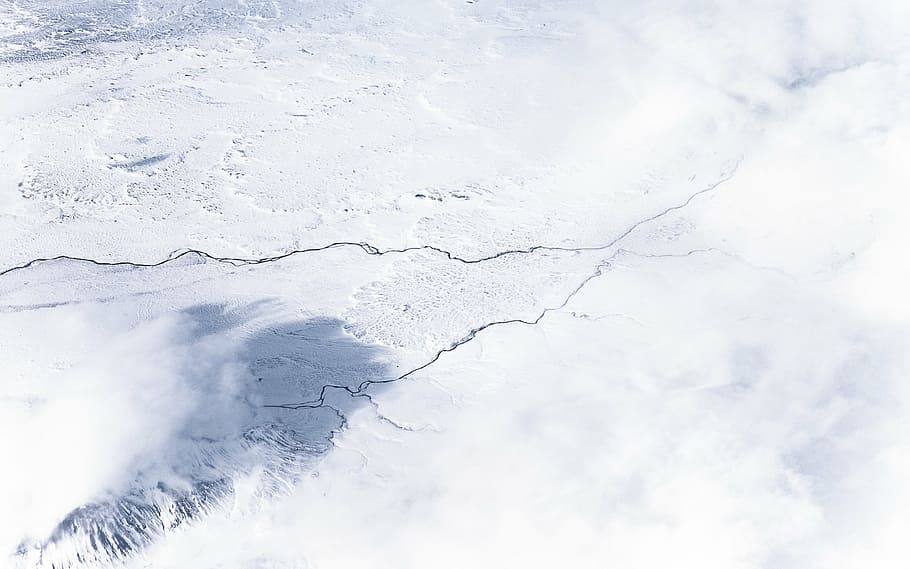 aéreo, fotografía, glaciar, alto, en ángulo, foto, suelo, cubierto, nieve, hielo