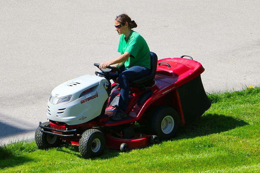 man, riding, ride-on mower, rush, lawn mower, driver, green, engine noise, one person, mode of transportation