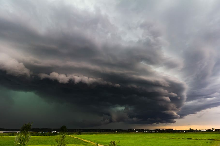tornado, verde, campo, durante el día, súper celda, nube de estante, línea de turbonada, frente de tormenta, monstruo, cumulonimbus