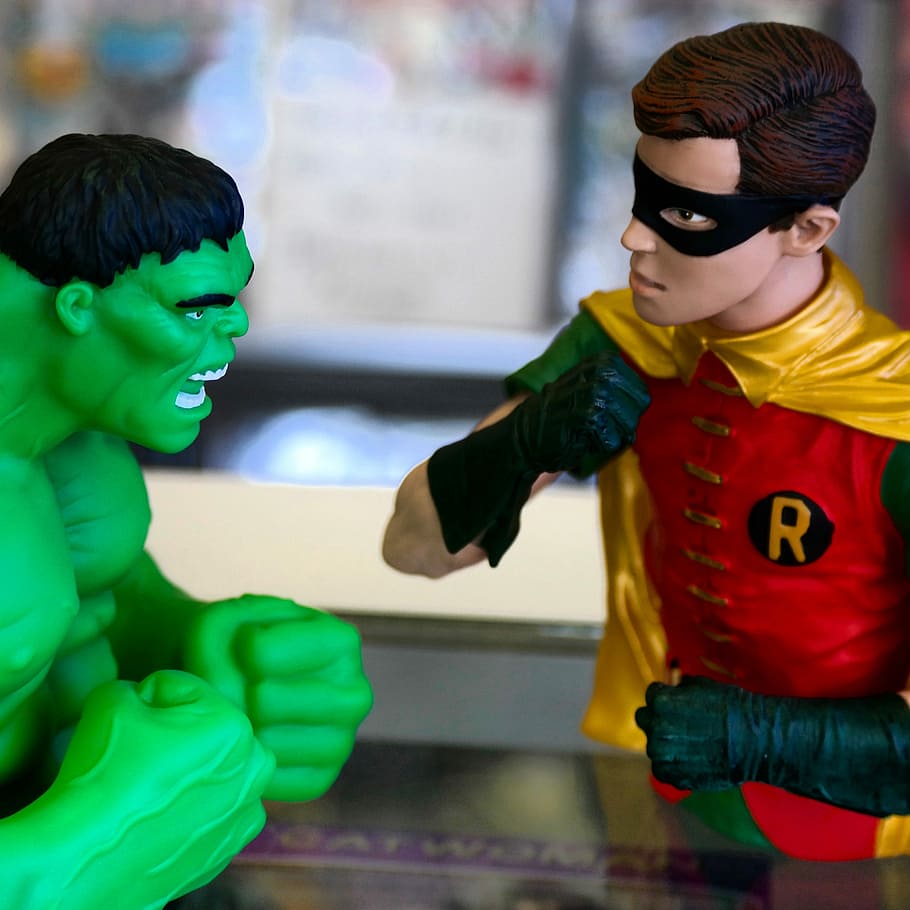 robin hood, hulk plastic toys, Incredible Hulk, Robin, Comic Book, comic, super hero, superhero, cape, fight
