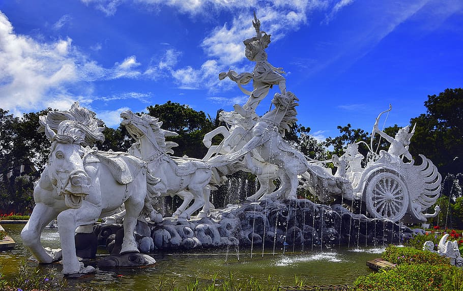 significant, sculpture, warriors, horses, chariot, white, roundabout, indonesia, sky, travel