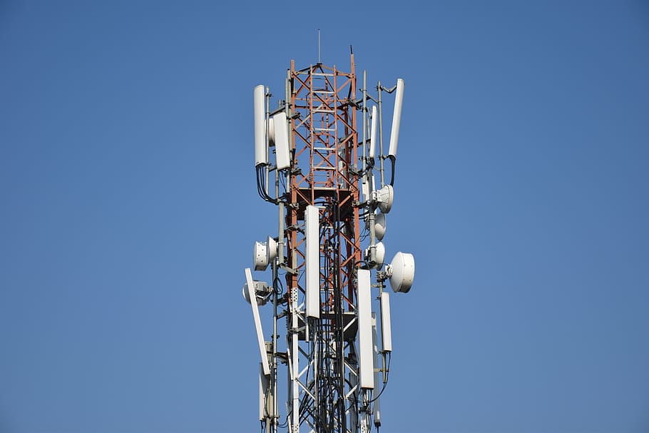 rendah, fotografi sudut, listrik, menara, seluler, jaringan, komunikasi, antena, langit, pandangan sudut rendah