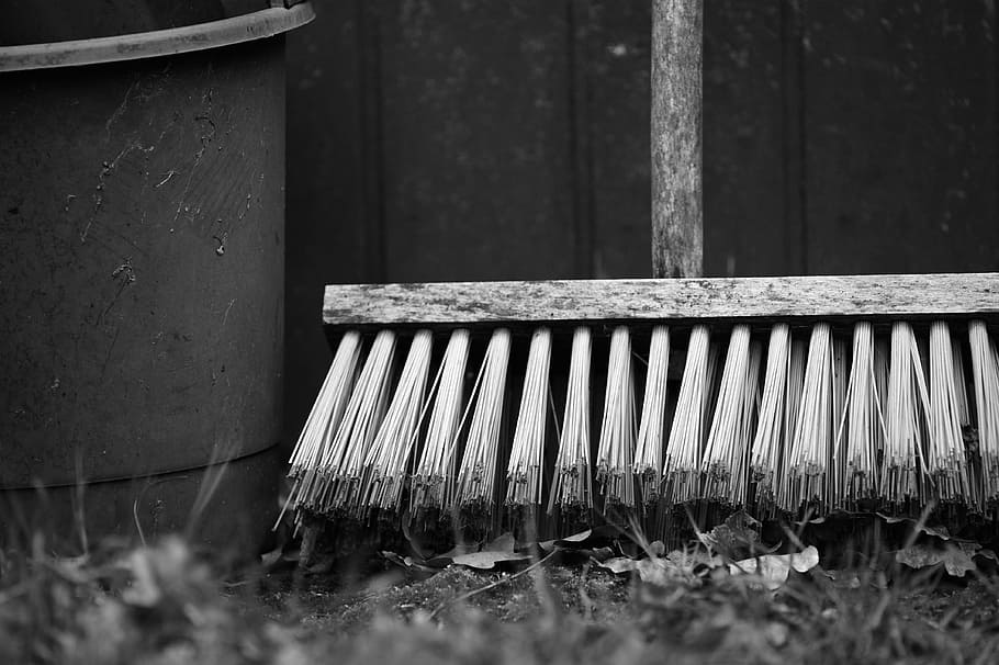 grayscale photo, mop, diet, bucket, bucket and broom, cost-hair, inconsistent brush, brooms head, garden-tools, sweep-instrument
