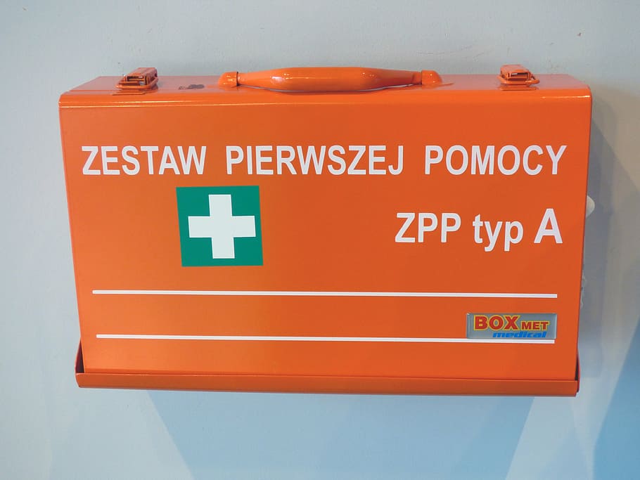 first aid kit, first aid, medical, przedmedyczna, health, text, communication, western script, sign, indoors