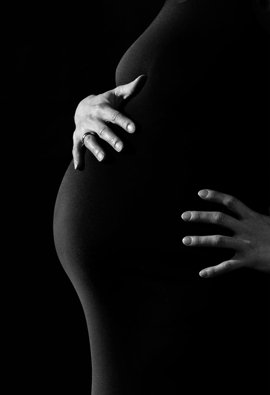 foto grayscale, orang, tangan, kehamilan, wanita, perut, kunci, sentuhan, anak, ibu