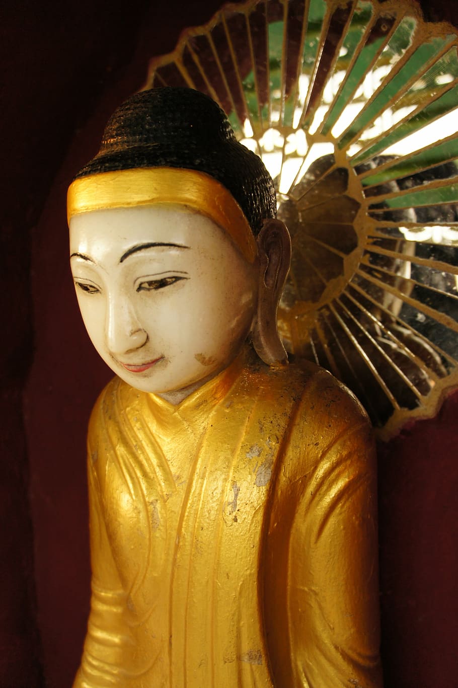 buddha, buddha statue, golden, close, smile, human representation, representation, sculpture, statue, male likeness