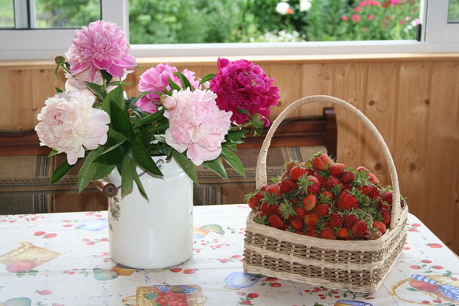 ripe, strawberries, brown, basket, flower centerpiece, table, Still Life, Flowers, Peonies, Berry