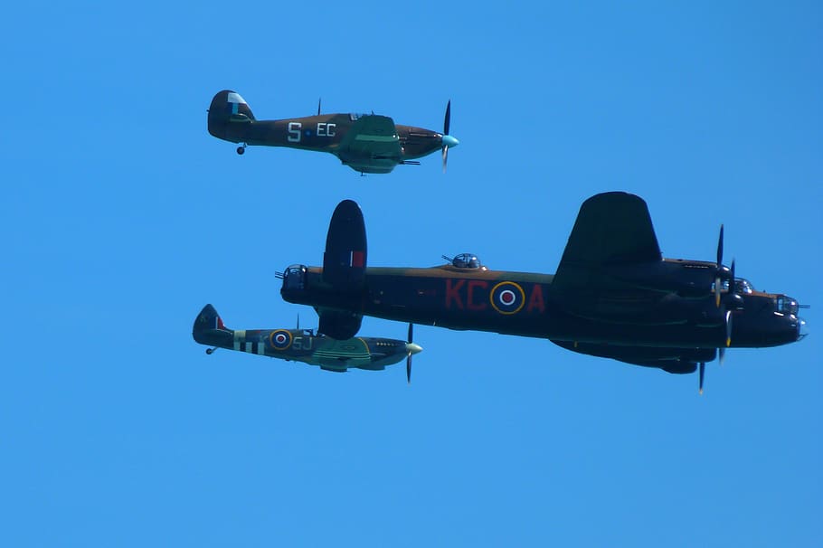 aircraft, ww2, lancaster, bomber, spitfire, hurricane, fighter, memorial, display, military