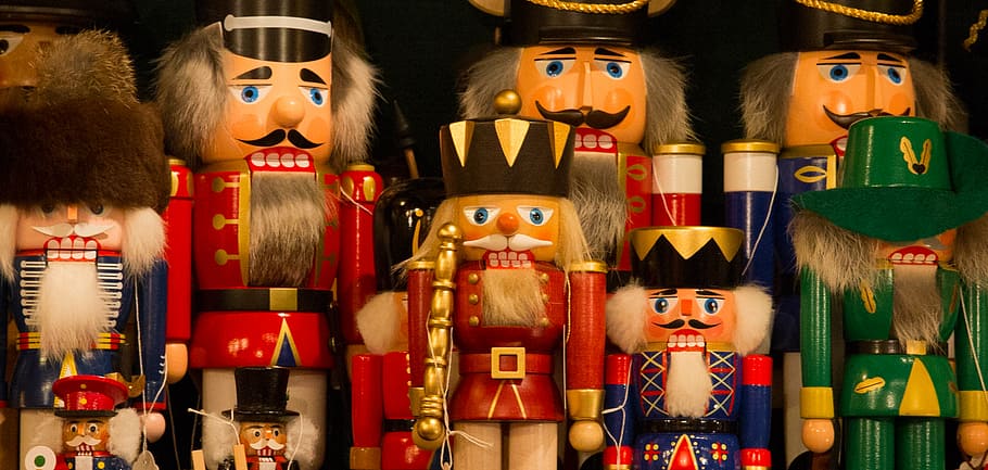 nutcracker king collection, nutcracker, christmas, decoration, craft, advent, christmas eve, gifts, wood, ore mountains