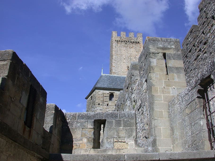 carcassonne, castelo medieval, cidade, arquitetura, estrutura construída, exterior do edifício, céu, história, vista de baixo ângulo, passado