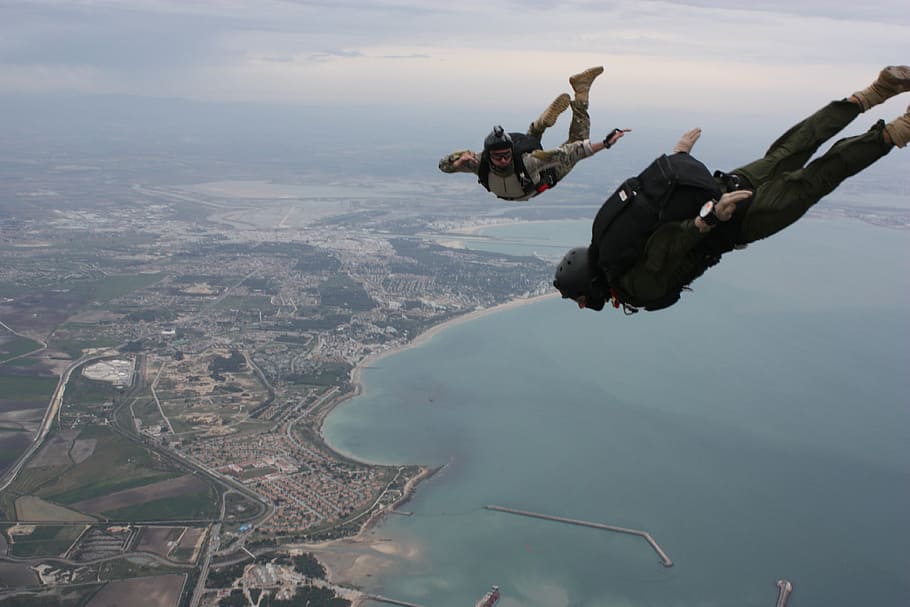 two, men, sky, diving, daytime, skydiving, jump, high altitude, falling, parachuting